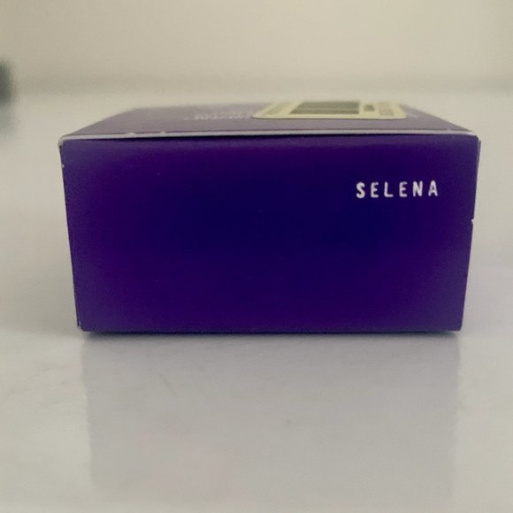MAC Selena Eyeshadow - Picture 4 of 4